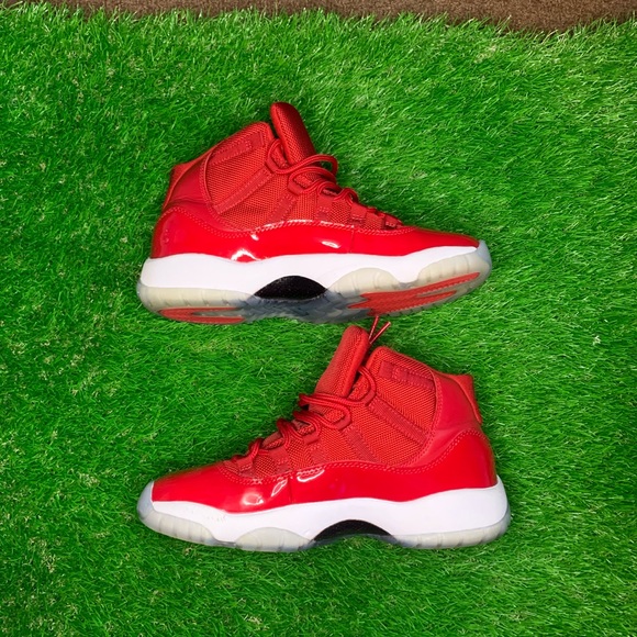 Shoe bundle main image 9